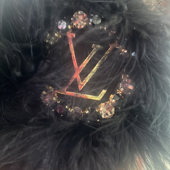 NEW Louis Vuitton Marilyn mule high heels black fur and satin size 40 AUTHENTIC - Picture 13 of 16